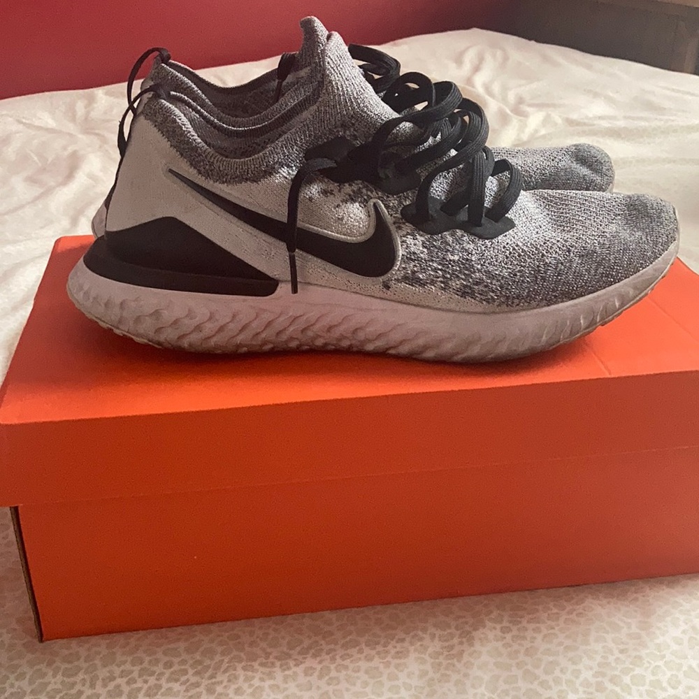 Nike Epic React Men’s Running Shoe sz 12